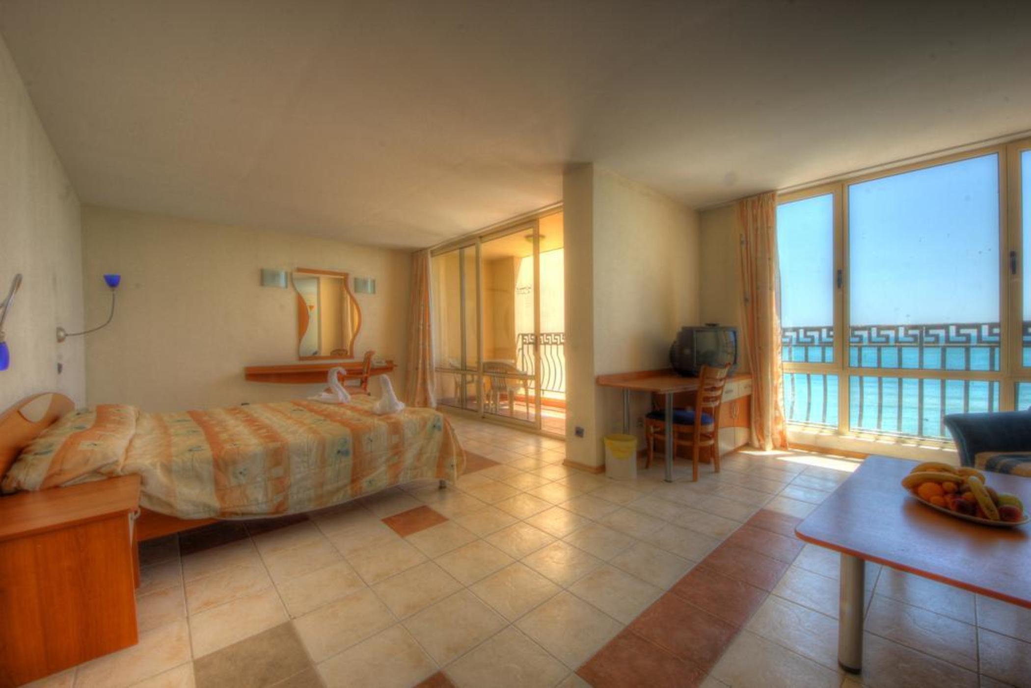 Royal Bay Hotel เอเลนีเต ภายนอก รูปภาพ