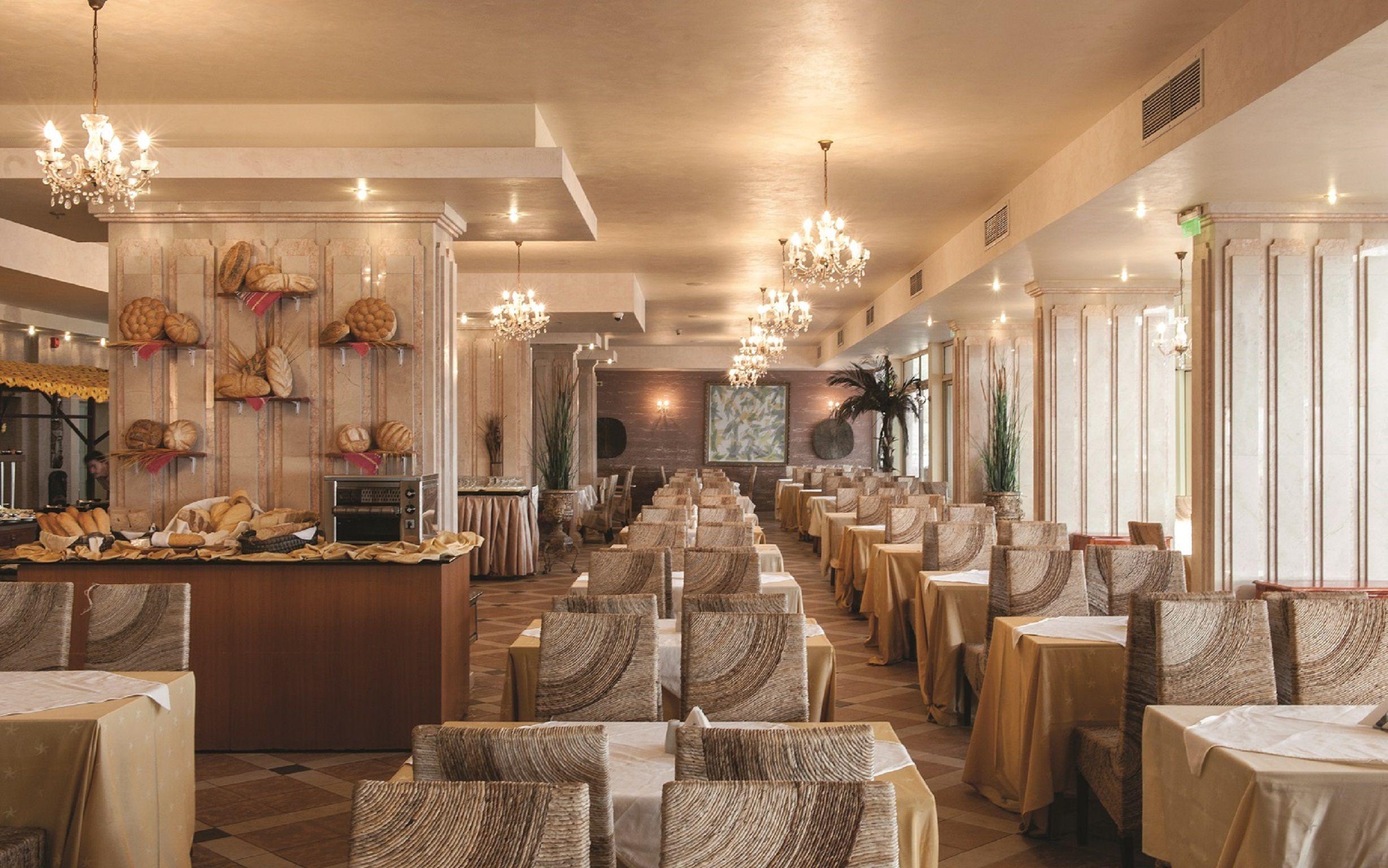 Royal Bay Hotel เอเลนีเต ภายนอก รูปภาพ