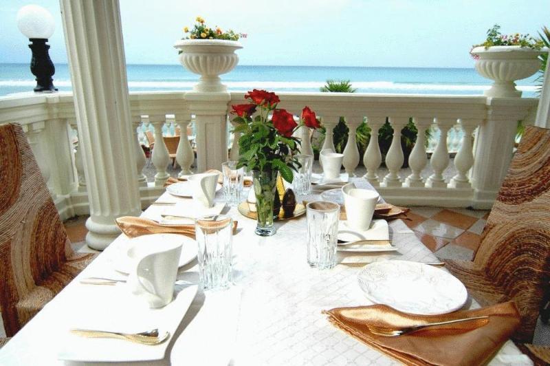 Royal Bay Hotel เอเลนีเต ภายนอก รูปภาพ