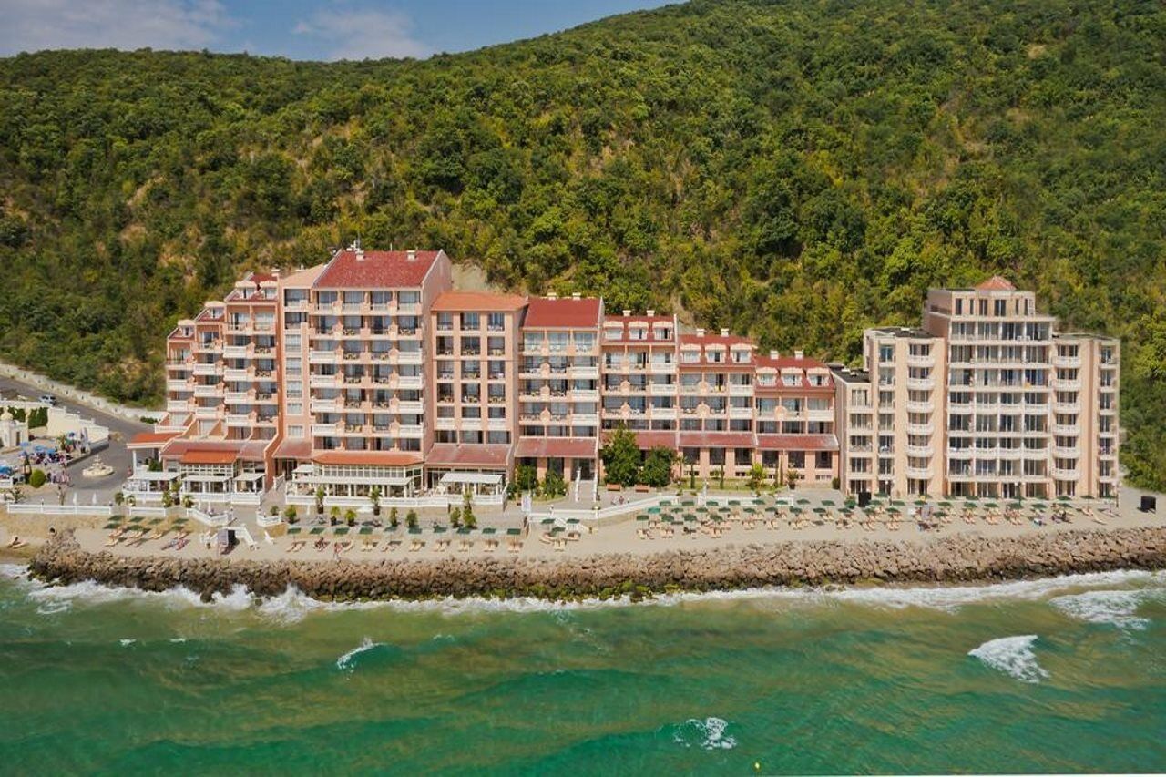 Royal Bay Hotel เอเลนีเต ภายนอก รูปภาพ
